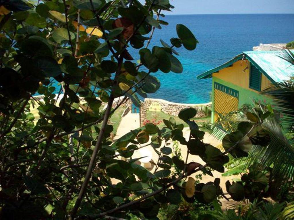 Banana Shout Resort เนกริล ภายนอก รูปภาพ