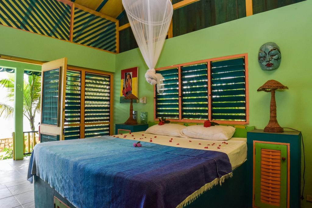 Banana Shout Resort เนกริล ภายนอก รูปภาพ