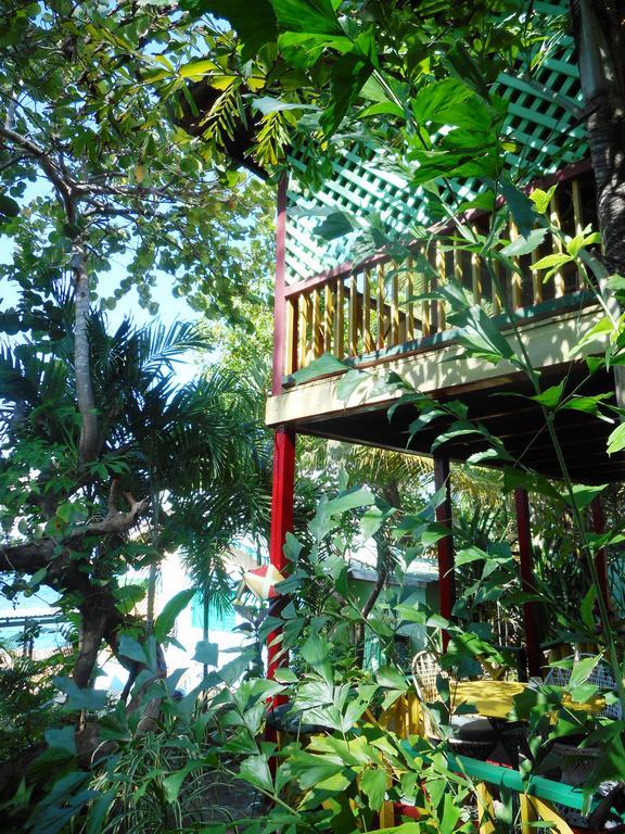 Banana Shout Resort เนกริล ภายนอก รูปภาพ