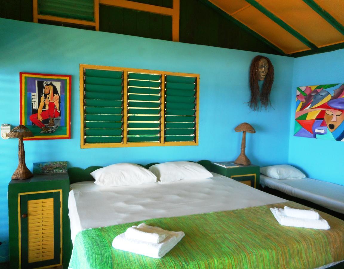 Banana Shout Resort เนกริล ภายนอก รูปภาพ